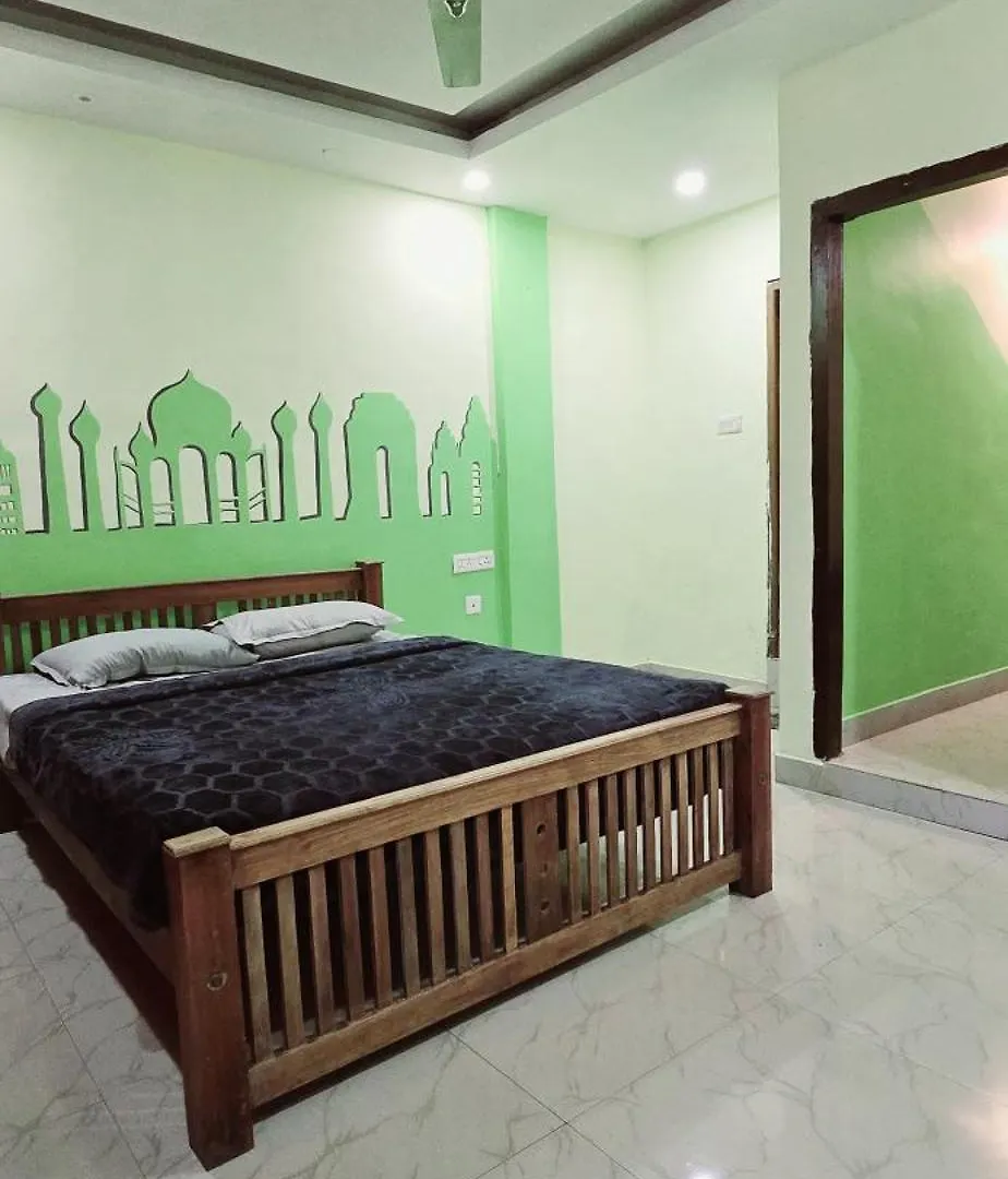 Eco Munnar Budget Stay Anachal Bed & Breakfast
